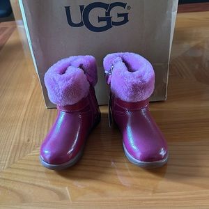 New UGG Pink toddler girls leather boots with fur trim size 7.5